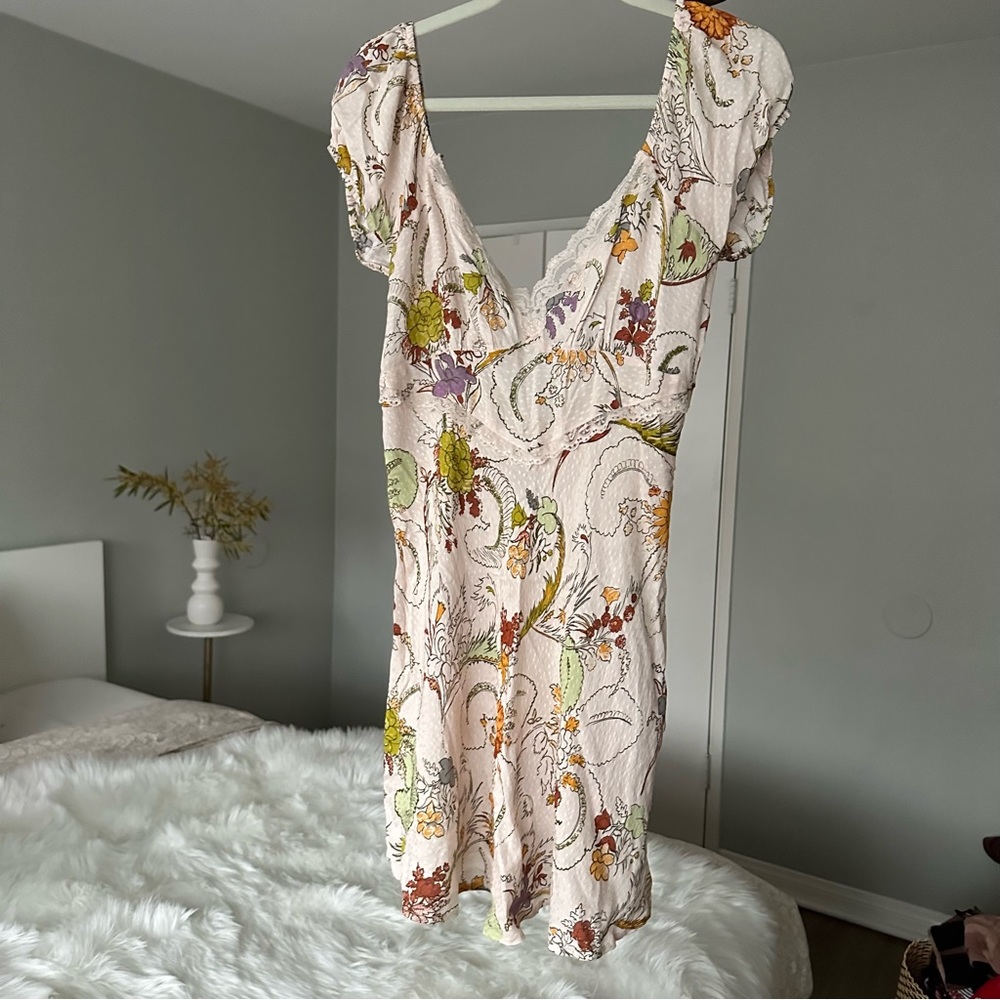 Sweet little lightweight sundress